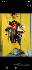 Honda RC211V Radiocomandata DeAgostini – Motore a 