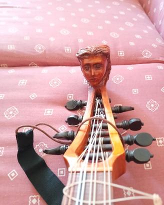 Liuto- cittern medievale