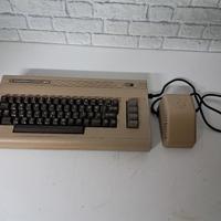 Commodore  64 con alimentatore 