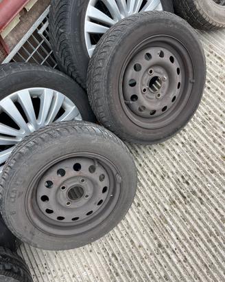 2 cerchi piu 2 gomme brillantis 165/55r13
