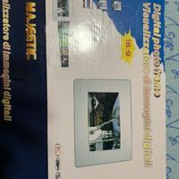 Cornice Digitale Majestic DF537