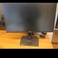 Monitor +cuffie gamer