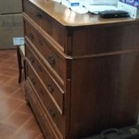 Cassettiera vintage da restaurare