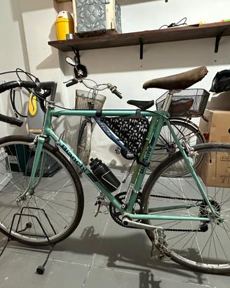 Bici da corsa d’epoca Bianchi Rekord 842