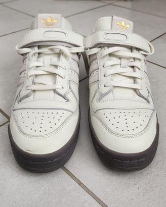 Adidas Forum n.44