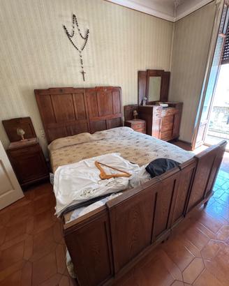 Camera da letto completa primi del 900
