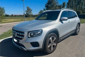 Mercedes GLB 180D Giugno 2022 - gancio di traino