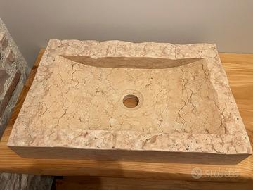 lavabo  in marmo