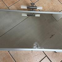 Specchio contenitore per bagno
