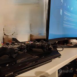 PlayStation 3 Super Slim 500GB + 2 Pad + 5 Gioc