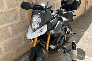 Suzuki v-strom 1000