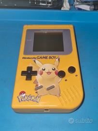 Console portatile Nintendo Game Boy tema Pokémon 