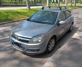 OPEL Astra 3ª serie - 2004