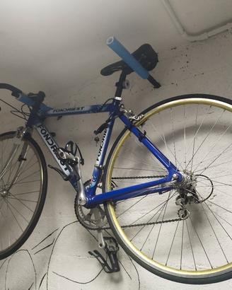 bici da corsa taglia M