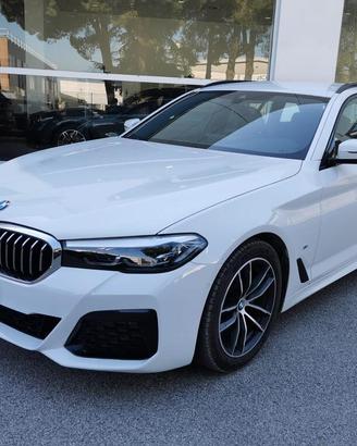 BMW Serie 5 520d Touring mhev 48V xdrive Msport au