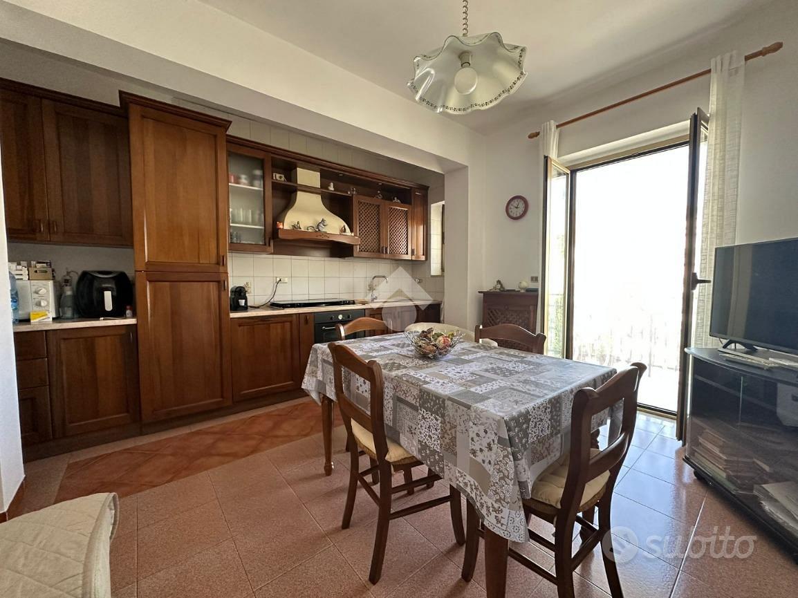 4 LOCALI A TREBISACCE - Vista 6