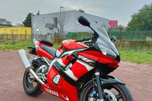 yamaha R6 2001   yzf-r6 99-02