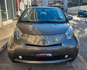 Toyota iQ 1.0 Sol