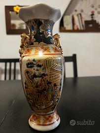 Vaso decorativo in stile Satsuma