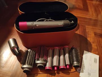 piastra per capelli Dyson 
