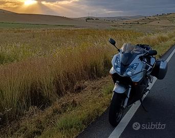HONDA VFR 800 V-TEC 2005