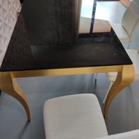 tavolo "Ghost" e sedie