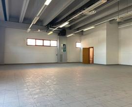 VIA DELL'ARTIGIANATO: Locale commerciale