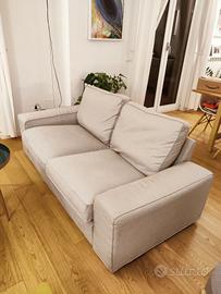 divano Ikea kivik