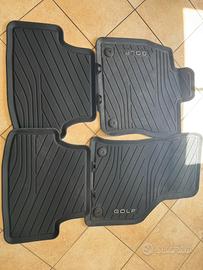 Serie tappetini in gomma VW GOLF 8