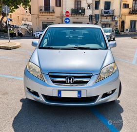 Honda FR-V
