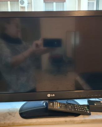 TV + Decoder Digitale Satellitare