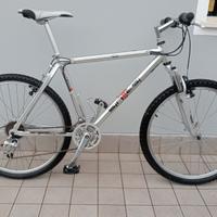 bicicletta Mountain bike 26