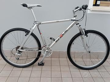 bicicletta Mountain bike 26