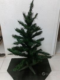 Albero di Natale e capannina