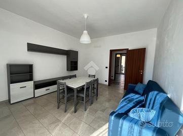 4 LOCALI A BANCHETTE