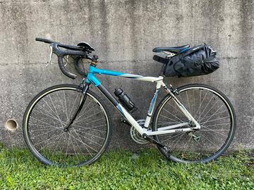 Bici da corsa da viaggio