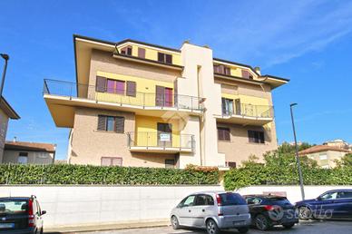 3 LOCALI A MONTE URANO