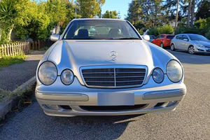 Mercedes 220 CDI