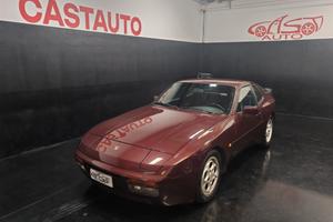 Porsche 944 Turbo targa oro