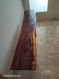 Oggetto in legno, ripiano