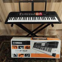 Tastiera Yamaha PSR F 51 con supporto a doppio tel