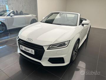 AUDI TT Roadster 2.0 TFSI quattro S tronic S lin