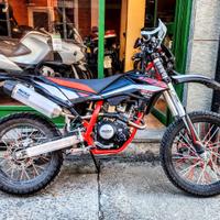 Beta RR Enduro 125 LC 4T - SPLENDIDA
