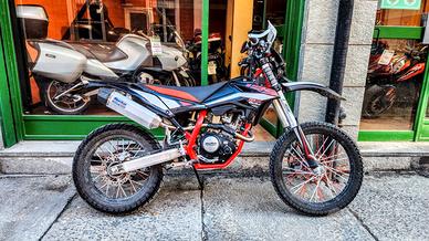 Beta RR Enduro 125 LC 4T - SPLENDIDA