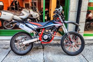 Beta RR Enduro 125 LC 4T - SPLENDIDA