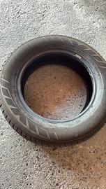 2 gomme 4 stagioni in buono stato