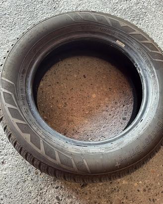 2 gomme 4 stagioni in buono stato