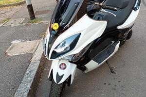 Kymco xcitying R 300