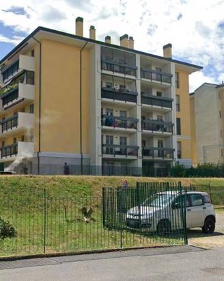 Appartamento di 112 m² con 3 locali e box auto a R