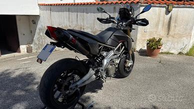 Scarichi akrapovich Dorsoduro 750